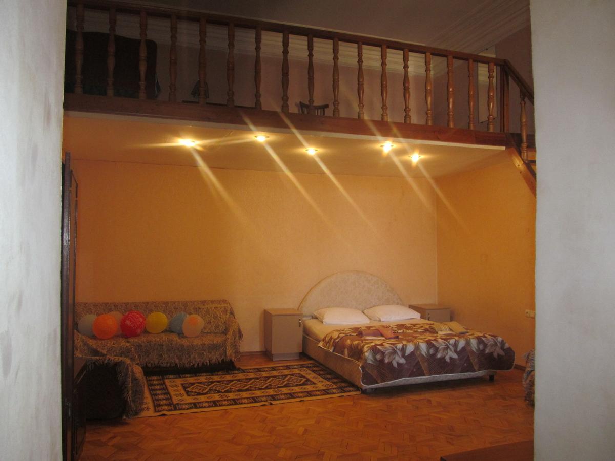 Grandma'S Hotel Tbilisi ภายนอก รูปภาพ