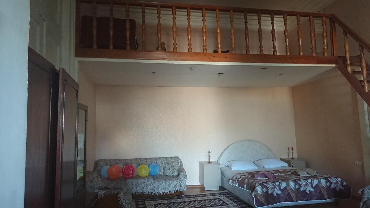 Grandma'S Hotel Tbilisi ภายนอก รูปภาพ
