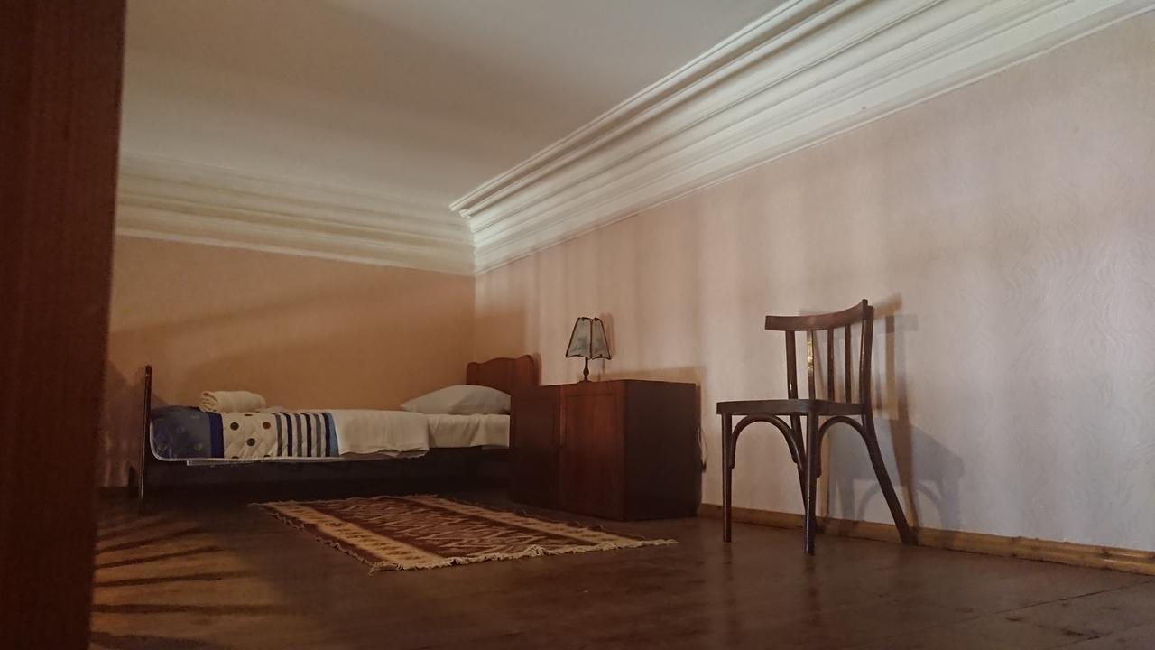 Grandma'S Hotel Tbilisi ภายนอก รูปภาพ