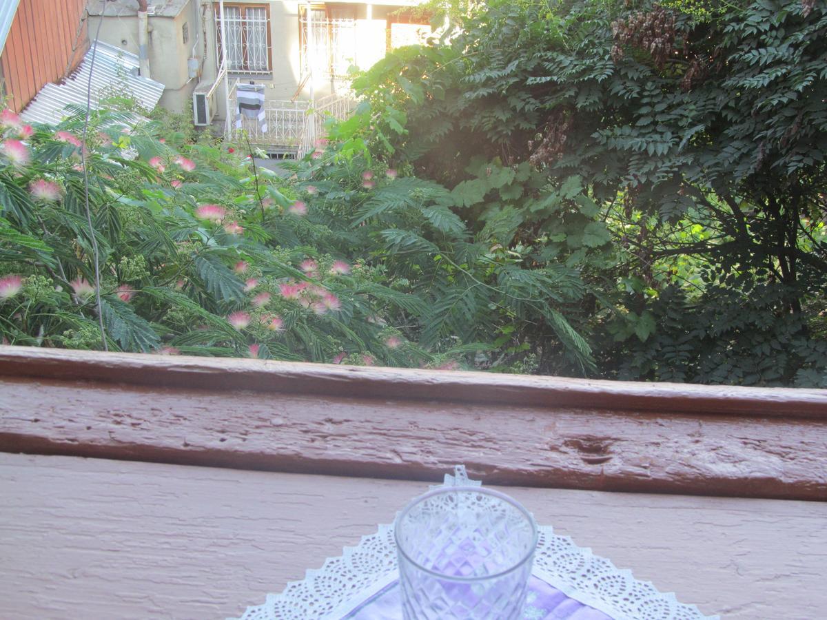 Grandma'S Hotel Tbilisi ภายนอก รูปภาพ