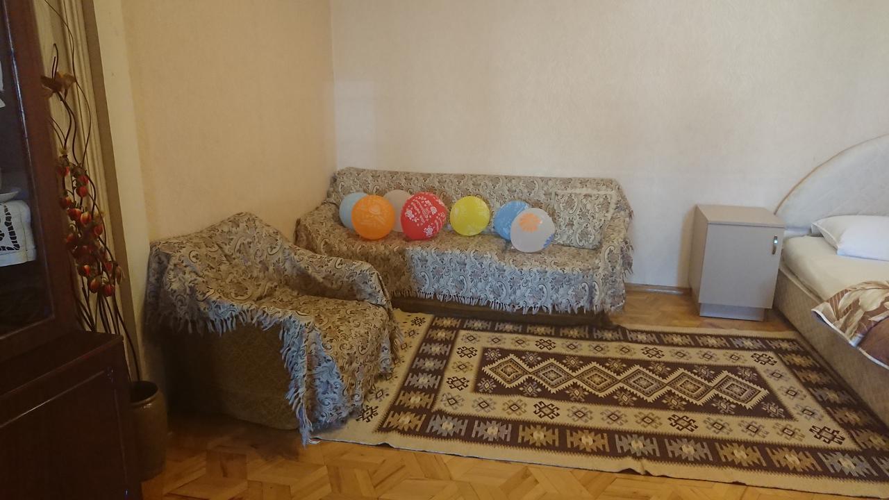 Grandma'S Hotel Tbilisi ภายนอก รูปภาพ