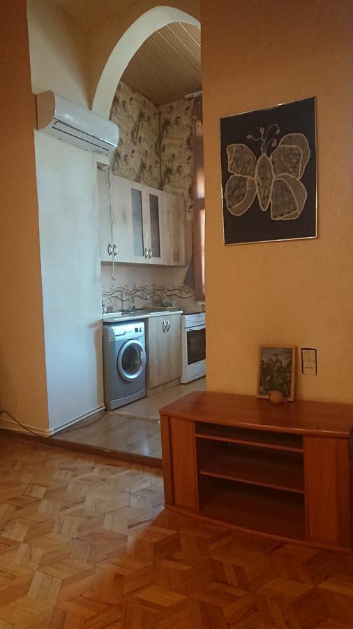 Grandma'S Hotel Tbilisi ภายนอก รูปภาพ