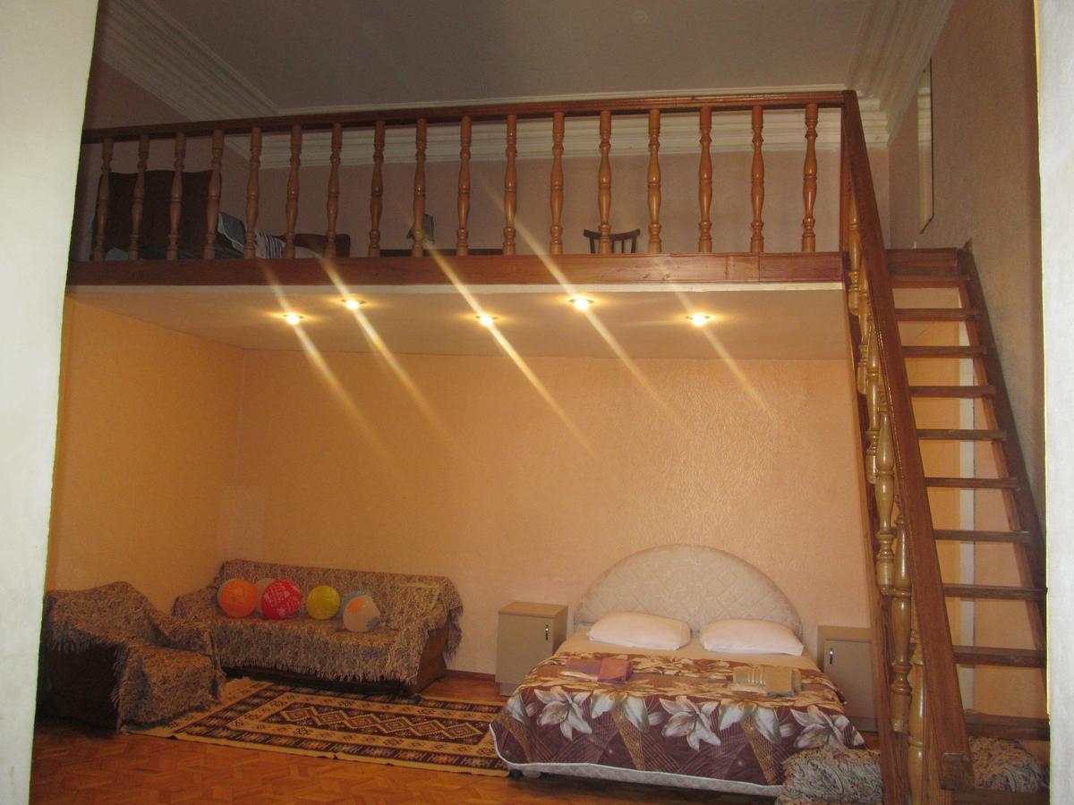 Grandma'S Hotel Tbilisi ภายนอก รูปภาพ
