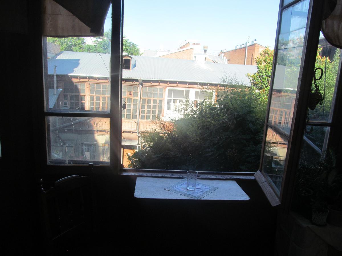 Grandma'S Hotel Tbilisi ภายนอก รูปภาพ